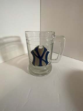 Great American Products MLB New York Yankees Pewter Medallion Glass Tankard  Mug